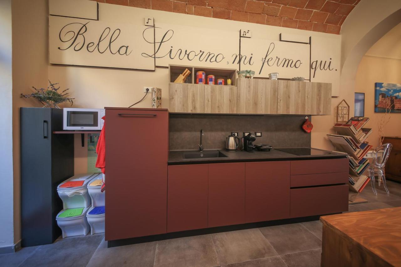 Torretta10 Guesthouse Livorno Kültér fotó